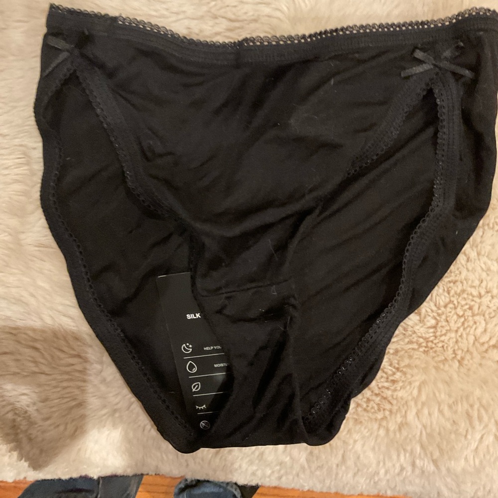 Silky Silk Women’s 2 Piece Panty Set- one red, one black. NWT - Picture 2 of 7